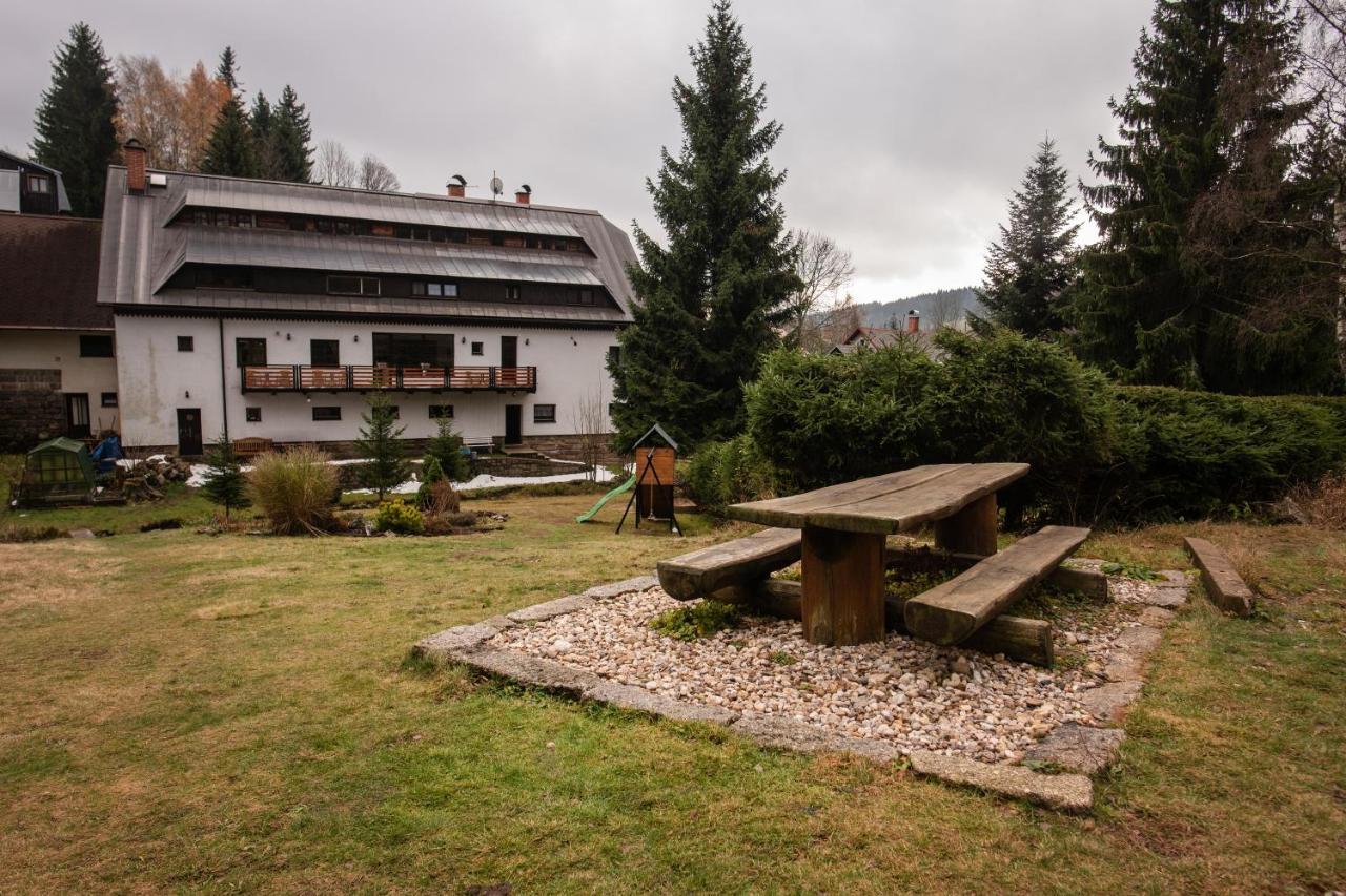 Pension Styl Bedřichov Dış mekan fotoğraf